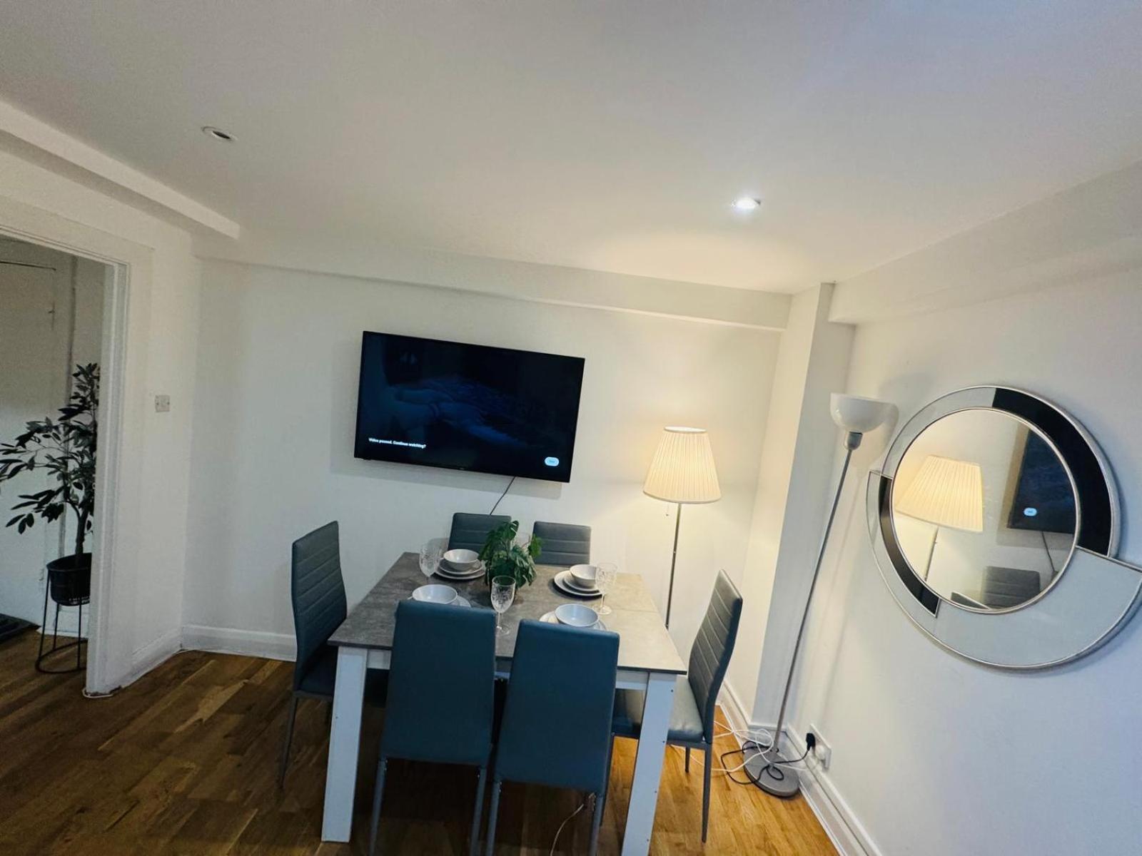 2 Bedroom Flat Hyde Park Appartamento Londra