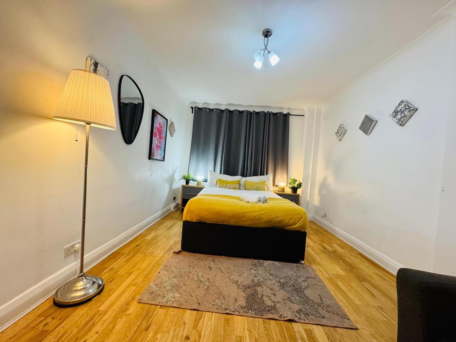 2 Bedroom Flat Hyde Park Appartamento